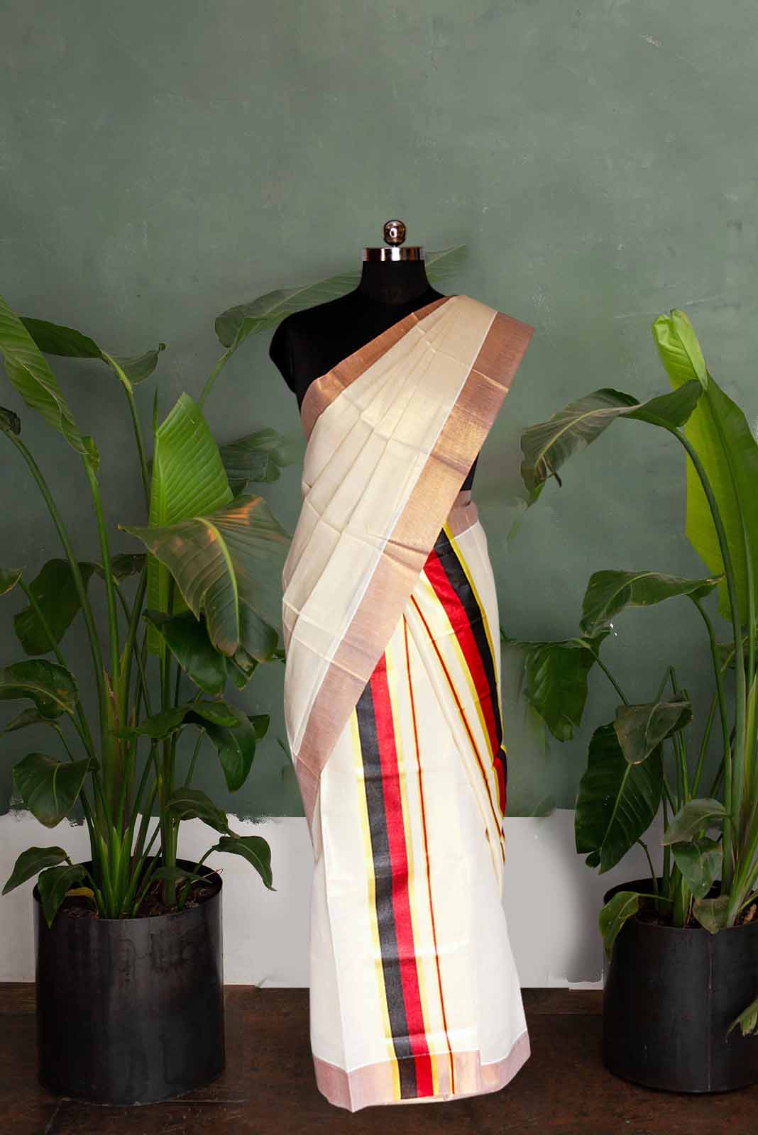 Red and black Tissue Set Mundu