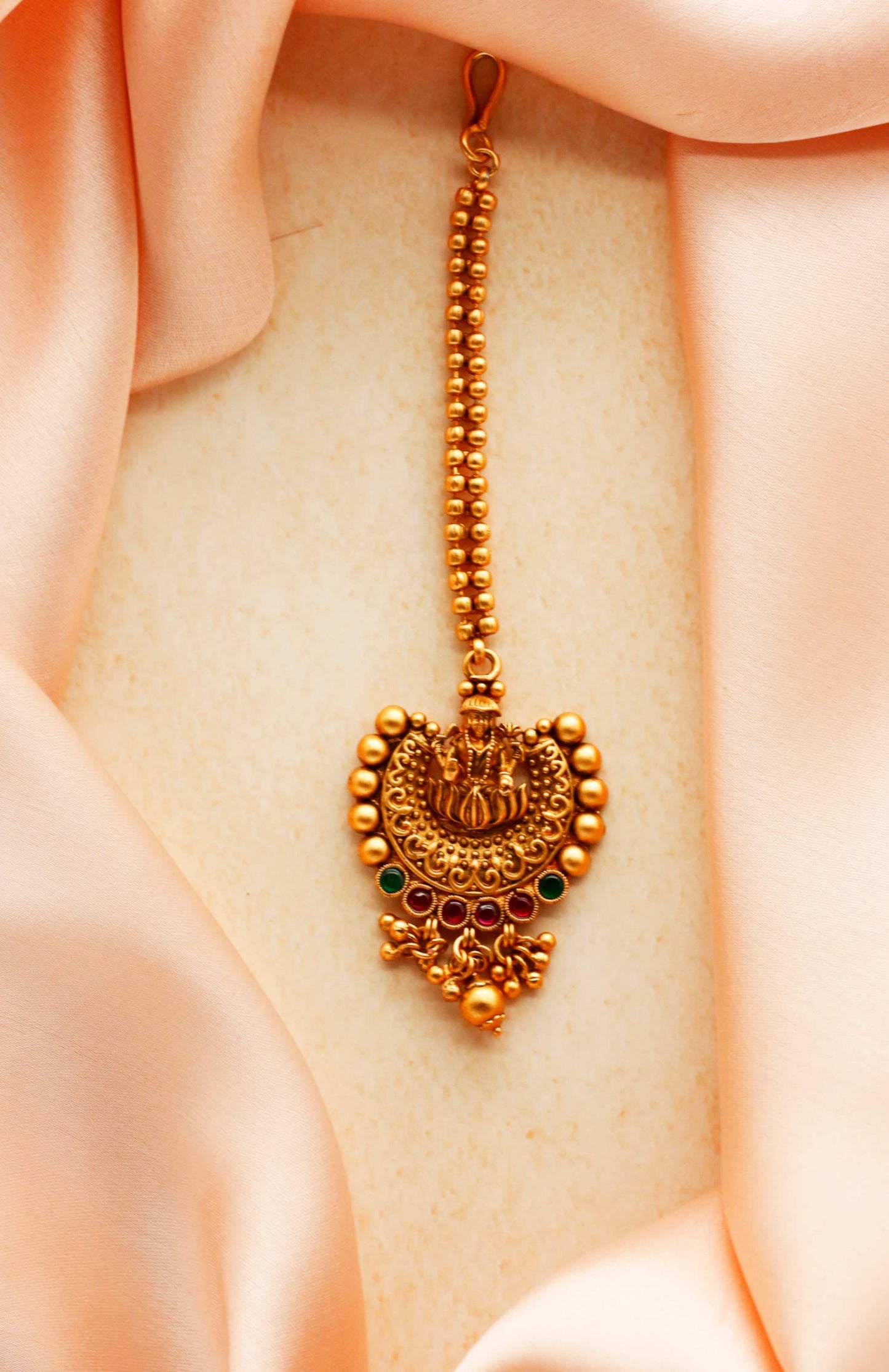 Lakshmi Kempstone Maang Tikka