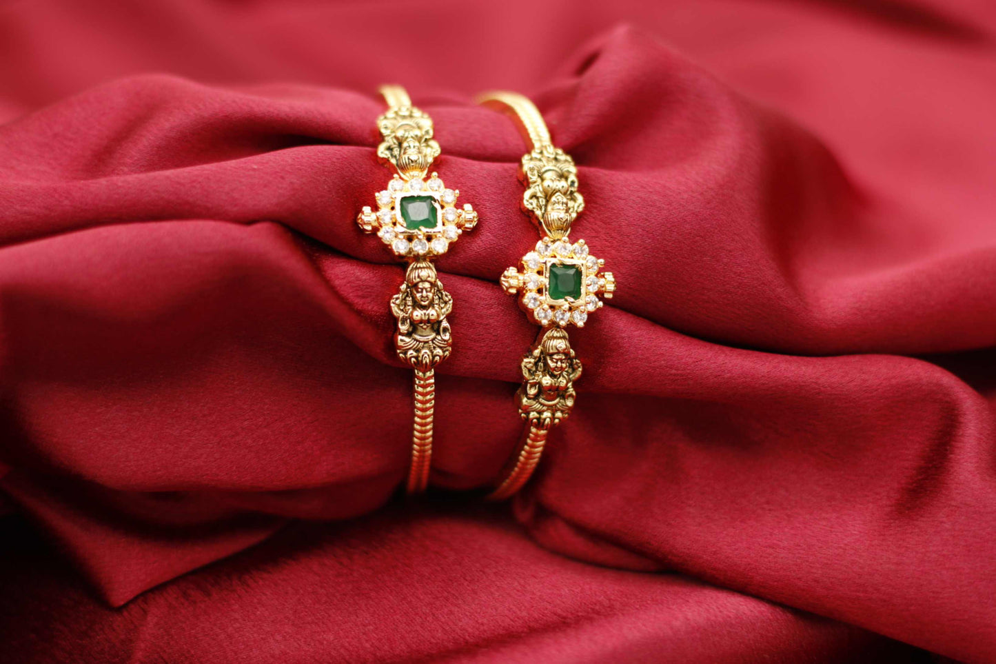Emerald (Green) Nagas Lakshmi Kada Set