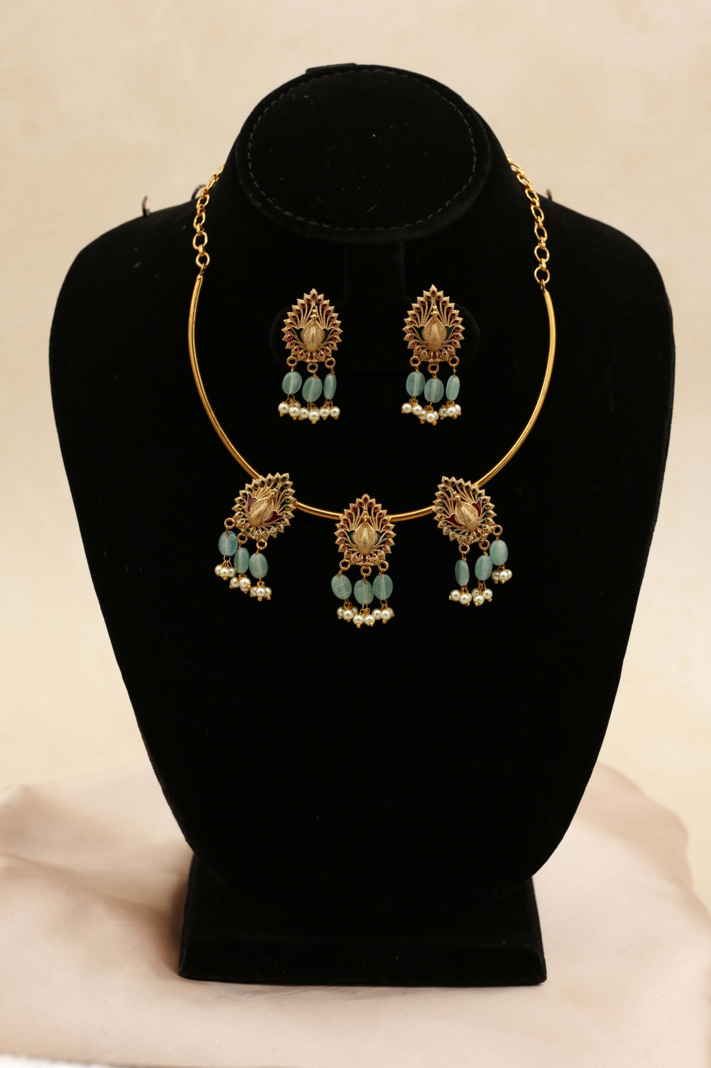 Blue Turquoise Kundan Hasli Choker Set