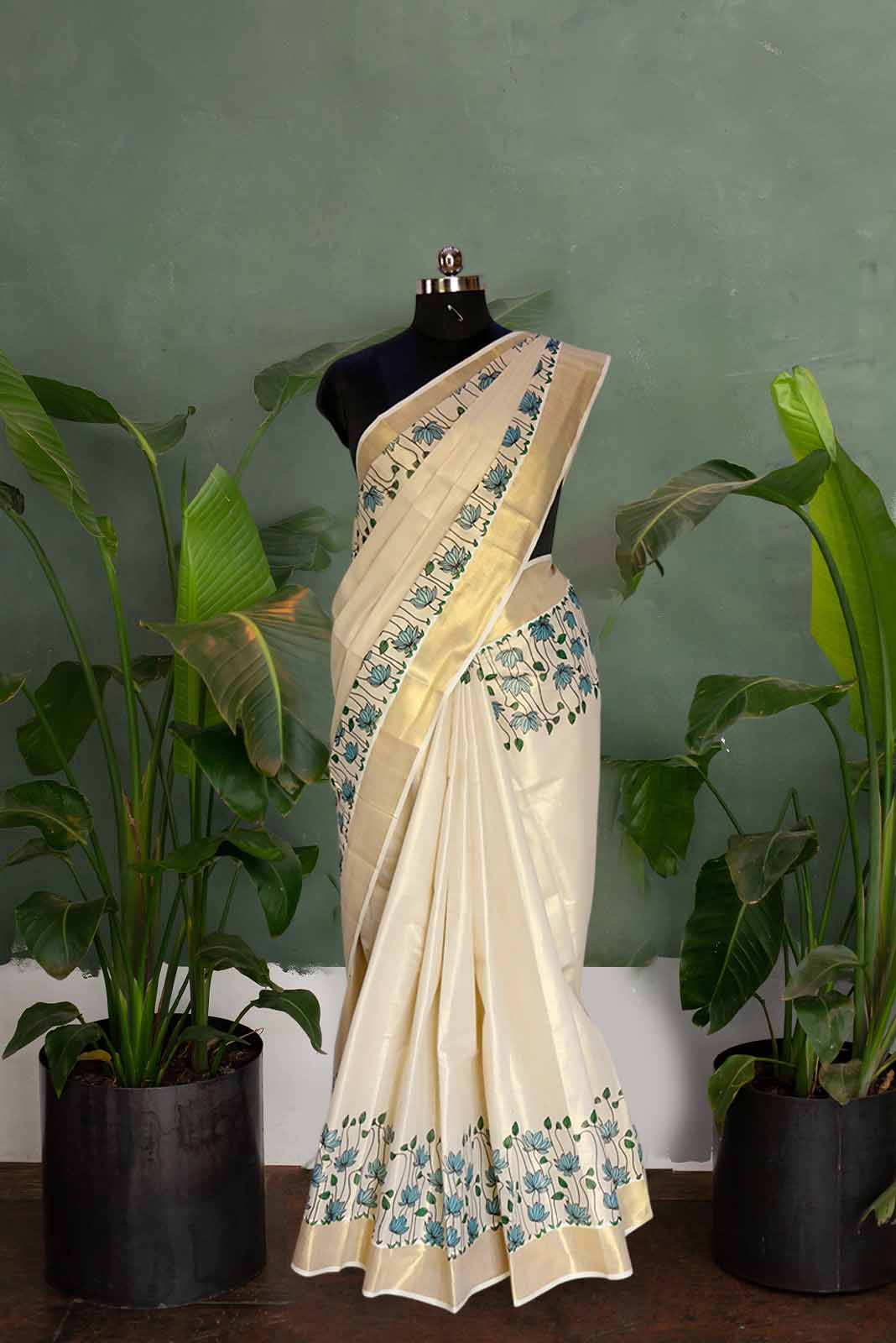 Turquise Lotus Print Kerala Golden Tissue Kasavu Saree.