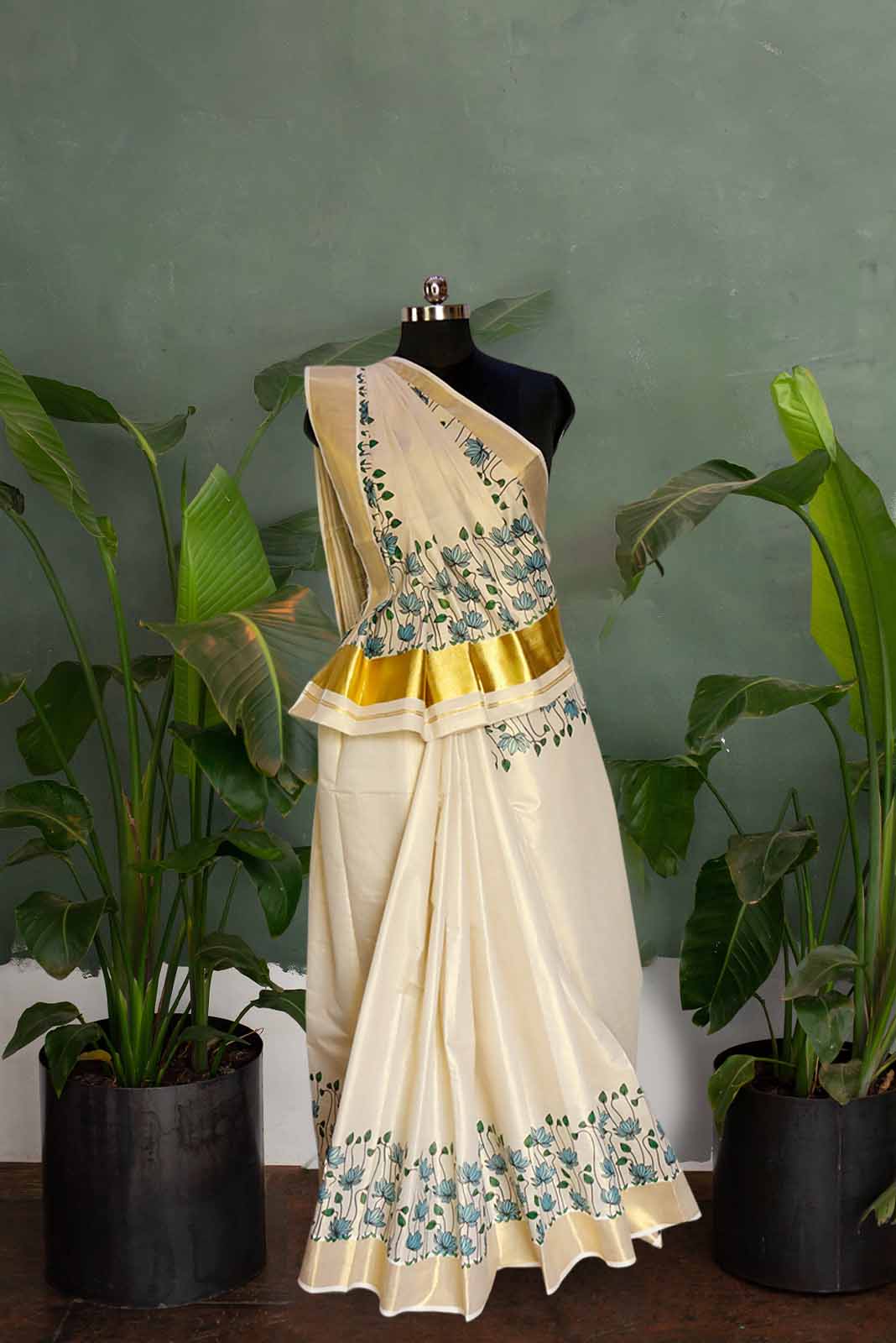 Turquise Lotus Print Kerala Golden Tissue Kasavu Saree.