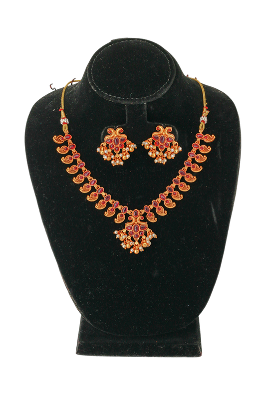 Traditional Kemp Necklace Set