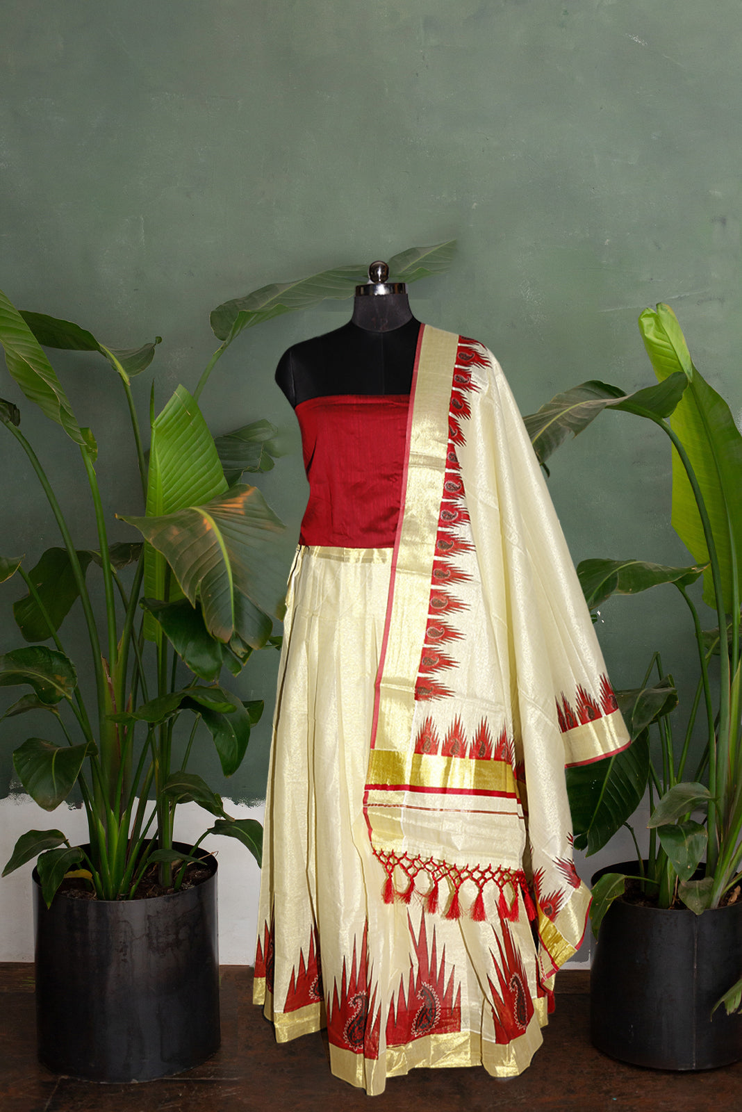 Maroon Temple Design with Mango Butta Printed Kerala Tissue Kasavu Saree