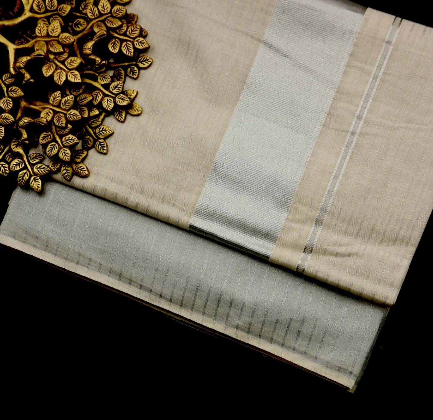 Silver Tissue Stripped Kerala Cotton Kasavu Saree