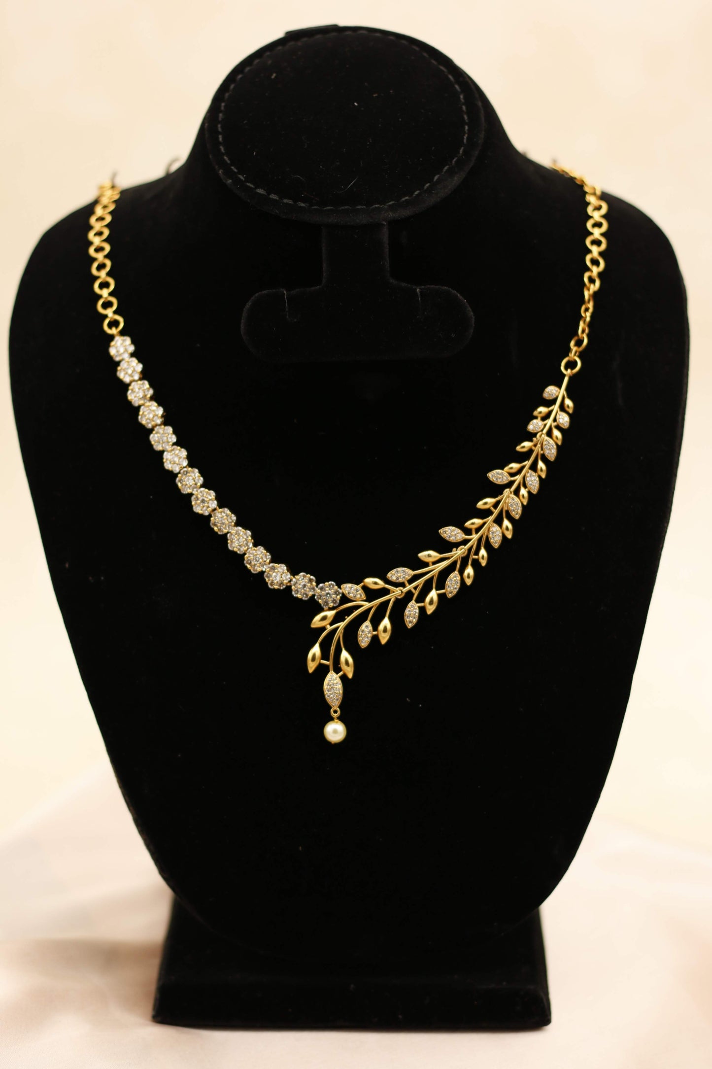 Floral AD Stone Necklace Set