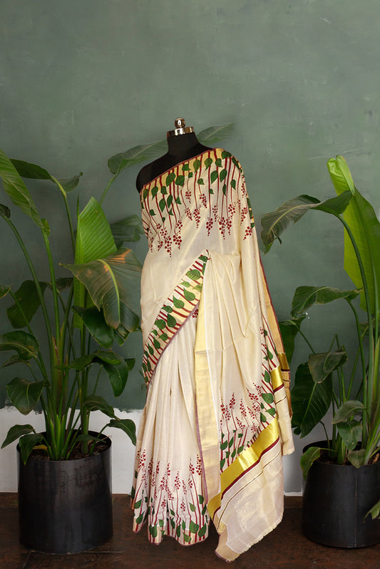 Maroon and Green Long Floral-Leaf Printed Kerala Tissue Kasavu Saree